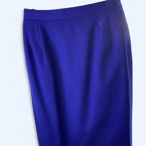 Harve Benard Dresses & Skirts - Blue pencil skirt with a touch of elegance wool 10 Harve Bernard